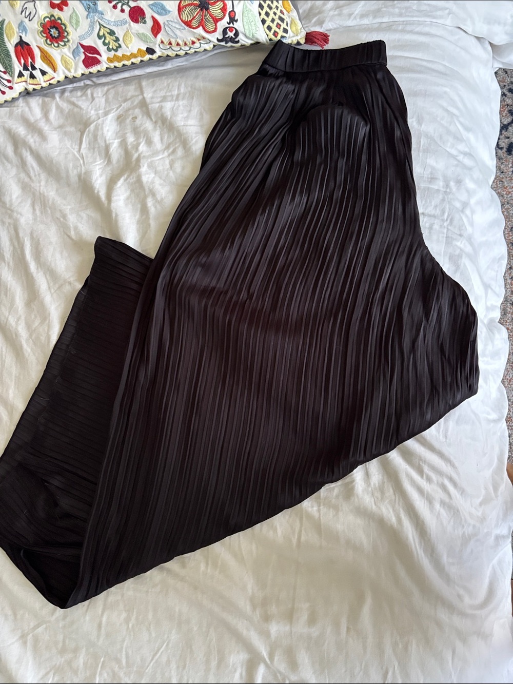 Zara Black Pleated Skirt